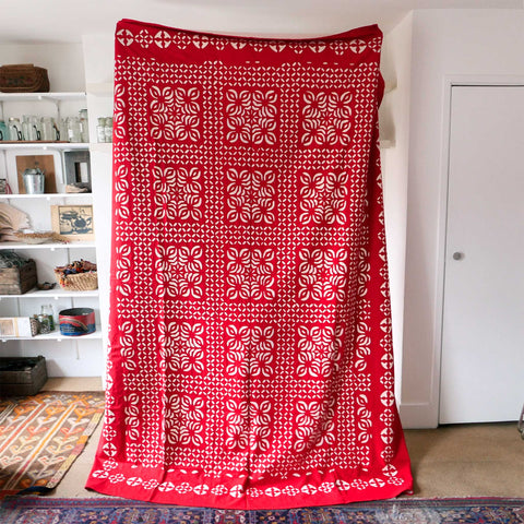 Cut Out Blanket - Red