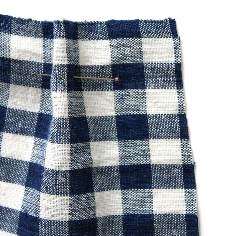 HOMESCAPES Copricuscino Gingham Check, a Quadri, 100% Cotone. Colore: Blu, Bianco. Lavabile in Lavatrice, Cotone, Blau, 45 cm x 45 cm HOMESCAPES Copricuscino Gingham Check, a Quadri, 100% Cotone. Colore: Blu, Bianco. Lavabile in Lavatrice, Cotone, Blau, 45 cm x 45 cm