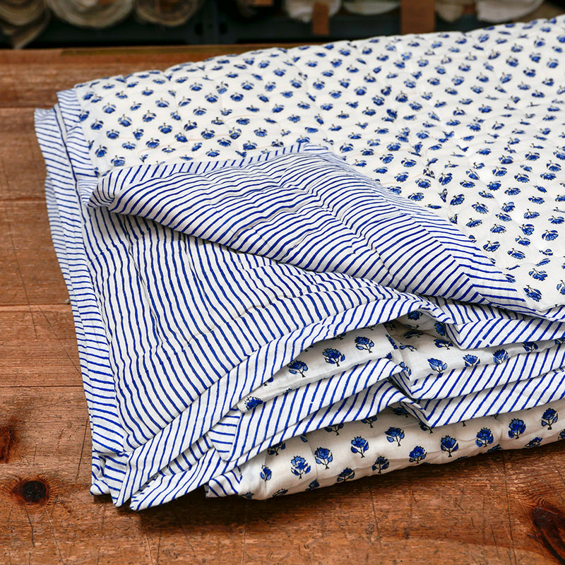 Blue outlet cotton quilt